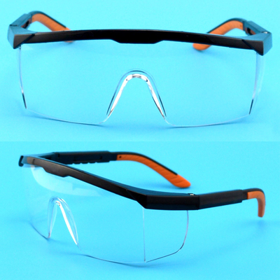 Anti-niebla gafas de protección para los ojos resistentes a los arañazos lentes de envoltura transparentes gafas de seguridad y agarres antideslizantes templos ajustables gafas de laboratorio